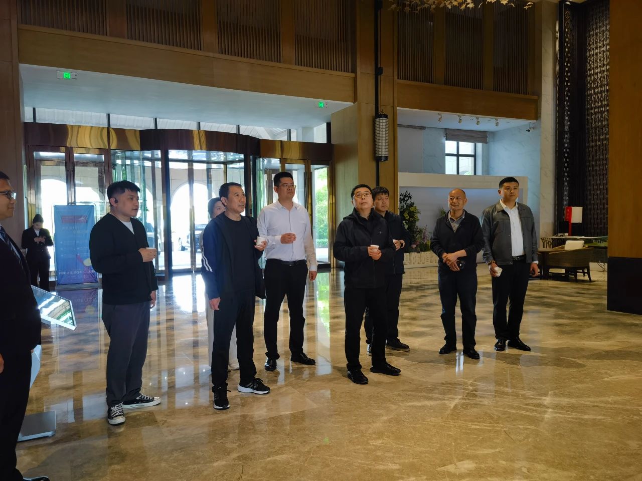 4月22日，辽宁省凌源市政府党组成员赵春甫.jpg